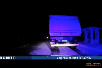 Сотрудники ОГАИ Речицкого РОВД оказали помощь водителю автопоезда