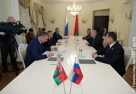 Лучше один раз увидеть. Иван Крупко представил потенциал Гомельщины губернатору Кировской области