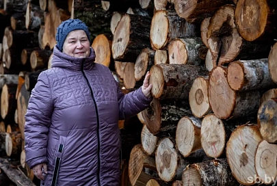 Экономисты и грузчики, станочники и мастера — узнали о самой легендарной семье на предприятии «Речицадрев»