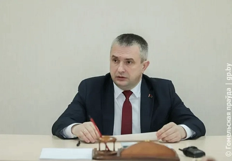 Недовольные дольщики и пострадавший от рук хулигана адвокат. Председатель облисполкома Иван Крупко провел прием граждан в Гомеле