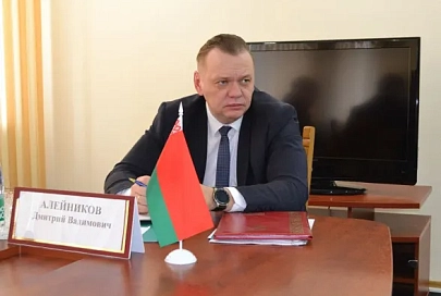Заместитель председателя облисполкома Дмитрий Алейников провёл прямую линию и приём граждан в Лельчицах