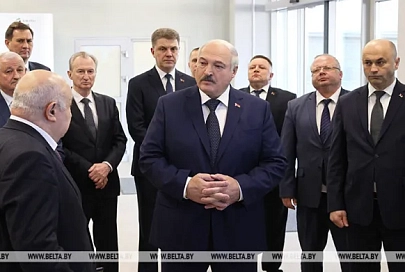 "Меня уговаривали продать и закрыть предприятия". Лукашенко рассказал, как и зачем Беларусь сохранила свою микроэлектронику