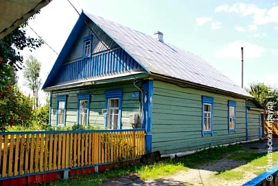 Участок земли сейчас можно выкупить по льготной цене. В Лясковичах 10 соток стоят 360 руб., в Гомеле такой же – 24 тысячи руб. 