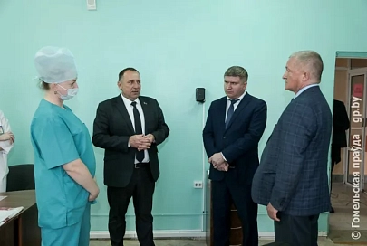 Очередей нет, но оптимизация нужна. Сергей Бартош посетил Речицкую центральную районную больницу