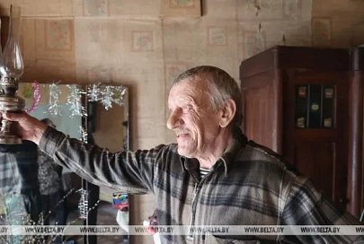 "Это моя родина, моя сила". Как живет в отселенной Бартоломеевке ее единственный постоялец