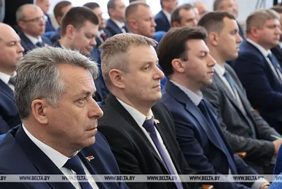 Лукашенко: белорусы - мирные люди, чужой земли нам не надо