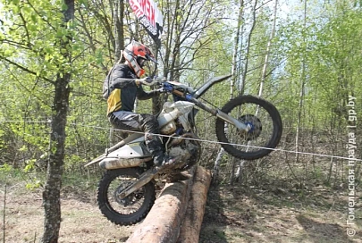 Такого у нас еще не было. В Светлогорском районе впервые провели первенство по эндуро «Драпежная ваверка»