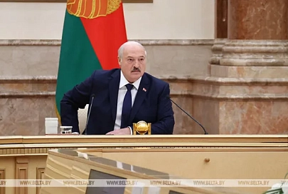 Лукашенко: к концу года нужно аккредитовать лечебные учреждения не формально, а по-настоящему