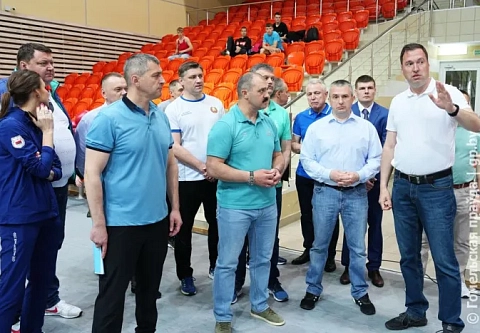 Безграничный потенциал: гостям "Вытокаў" показали, как в Жлобине готовят чемпионов