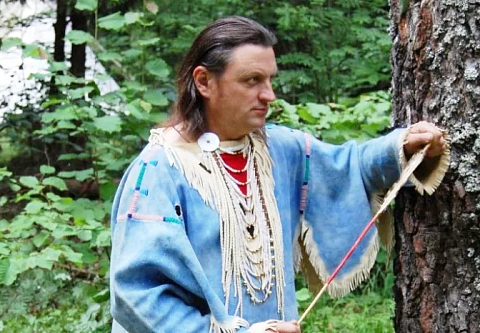 Сергей Красное Перо. В Гомельской области живет вождь краснокожих