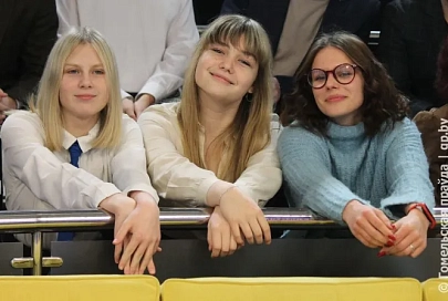 Поздравления руководства Гомельской и Брянской областей с Днем молодежи и студенчества