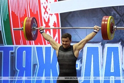 Белорусский тяжелоатлет Петр Асаенок стал чемпионом II Игр стран СНГ