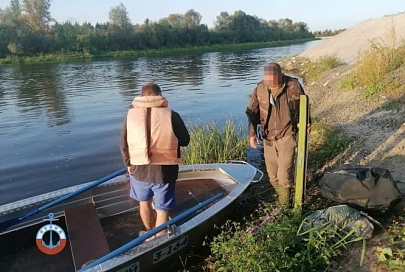 В Светлогорском районе работники ОСВОД помогли рыбаку