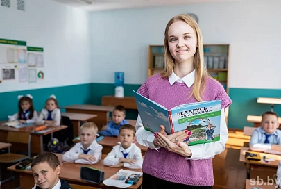 Молодой специалист из Гомеля училась в педклассе, стала учителем и вернулась в родную школу
