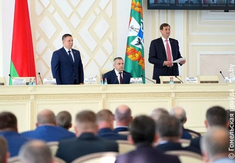"Все вопросы доворачивает до последней гайки": нового помощника Президента – инспектора по Гомельский области представили местной вертикали власти