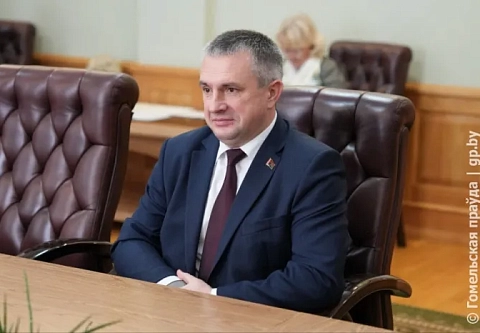 Рады приветствовать вас на нашей земле! Встреча губернаторов Гомельской и Брянской областей на полях бизнес-форума