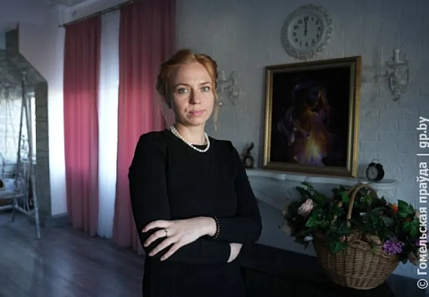 Искусство здесь и сейчас. Гомельчанка пишет картины светом