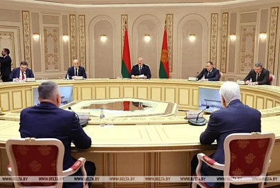 Лукашенко прокомментировал поставки Украине дальнобойных ракет ATACMS и заявил об угрозе полномасштабной войны