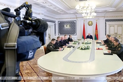 У Лукашенко обсуждают необходимость создания военных прокуратур