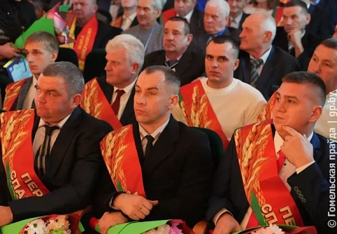 Хвала рукам твоим, хлебороб! Награды за призовые места в региональном конкурсе тружеников села вручили передовикам Гомельщины
