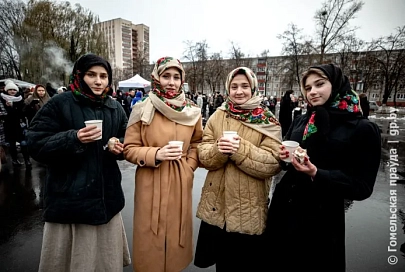 Фотофакт: выставка, посвященная 80-летию освобождения Гомеля, в Железнодорожном районе