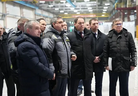 Модернизация и импортозамещение: переориентацию производства на гомельском ЗЛиНе изучил премьер-министр Беларуси