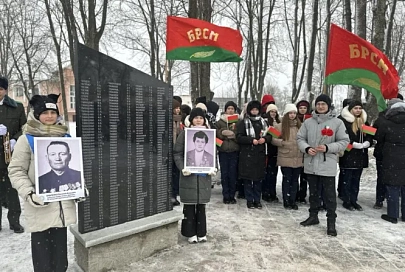 В Ельске состоялся митинг, посвященный 80-летию со дня освобождения района от немецко-фашистских захватчиков