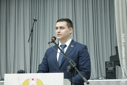 Министр образования Республики Беларусь Андрей Иванец в рамках рабочего визита встретился с педагогическими работниками Гомельщины