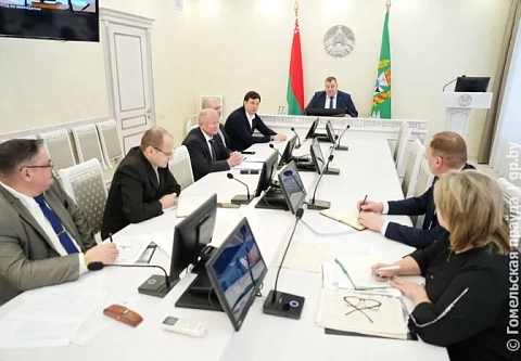 Сроки, удобрения, вспашка: возделывание рапса на Гомельщине и Брянщине обсудили специалисты двух соседних регионов 