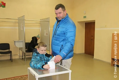 В единый день в едином порыве… Как проходят выборы депутатов в Новобелицком районе областного центра