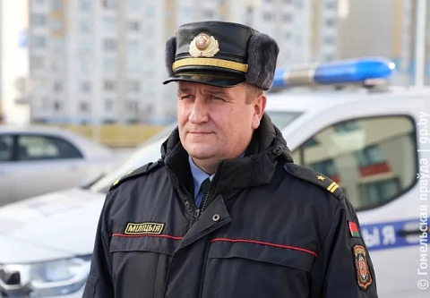 Старший участковый инспектор милиции ОВД администрации Центрального района Гомеля Василий Лапицкий 26 лет служит в органах внутренних дел