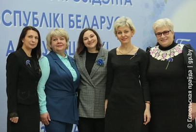 Сегодня Александр Лукашенко встречается с активом Белорусского союза женщин