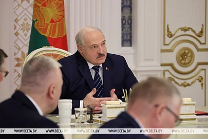 Глава государства поручил проработать вопрос оптимизации в банковской сфере