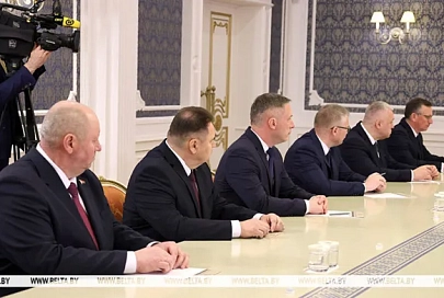 "Боком вылезет, не делайте этого". Лукашенко предостерег руководителей от вранья