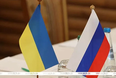 Лукашенко: сегодня момент для украинцев и Запада сесть за стол переговоров и договориться