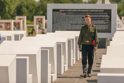 Филиал «Ельская ПМК 64» РУП «Калинковичиводстрой» сердечно поздравляет жителей Гомельщины с Днем Победы!