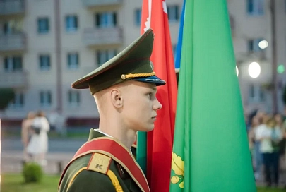 Трудовой коллектив открытого акционерного общества  «Птицефабрика «Рассвет» искренне поздравляет все население нашей страны с Днем Великой Победы! 