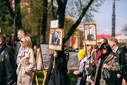Работники ОАО «Хойникский завод гидроаппаратуры» спешат поздравить всю Гомельщину и Беларусь со священным праздником – Днем Великой Победы! 