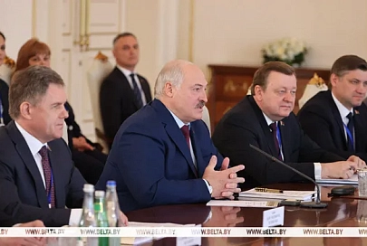 Александр  Лукашенко предложил Азербайджану содействие в послевоенном восстановлении территорий