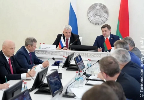 Не просто намерения, а конкретные действия: межправительственная рабочая группа по работе с Магаданской областью прошла в Гомеле