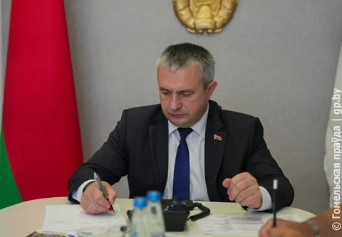 Дороги, дороги и еще раз дороги: председатель облисполкома Иван Крупко провел прямую линию в Речицком районе