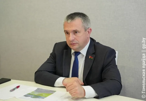 Не хватает канализации и ливневки: прием граждан в Речице провел председатель облисполкома Иван Крупко