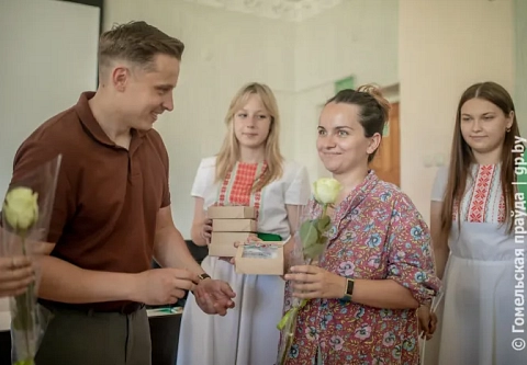 Родные символы с пеленок: Гомель присоединился к республиканскому проекту «Падарунак для немаўляці»