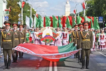 ОАО «Житковичский агротехсервис» сердечно поздравляет коллектив и ветеранов, жителей Гомеля и области с Днем Независимости Республики Беларусь и 80-летием освобождения Республики Беларусь от немецко-фашистских захватчиков!