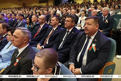 Лукашенко: Беларусь развивается вопреки самым мрачным прогнозам и предсказаниям