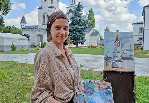 Связь с православной культурой: в Гомеле проходит молодежный художественный пленэр «Палитра мира»
