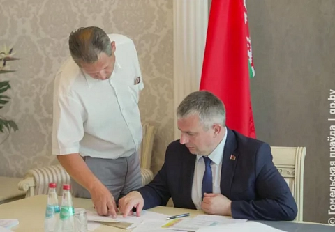 Успеть в срок: совещание по подготовке к Дожинкам провел глава региона Иван Крупко