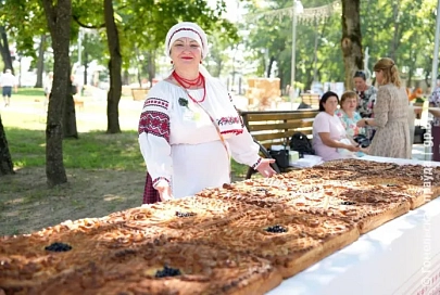 В городском сквере развернулся "Чарнiцы-фэст"