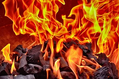 В Речицком районе подросток наступил на угли костра и получил ожоги