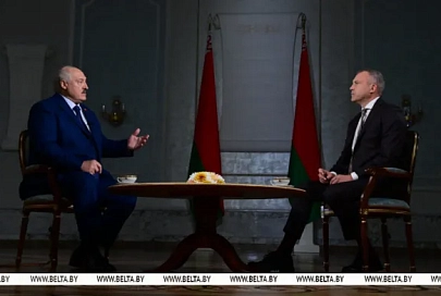 Лукашенко рассказал о больших потоках украинских "ухилянтов", которые бегут от войны